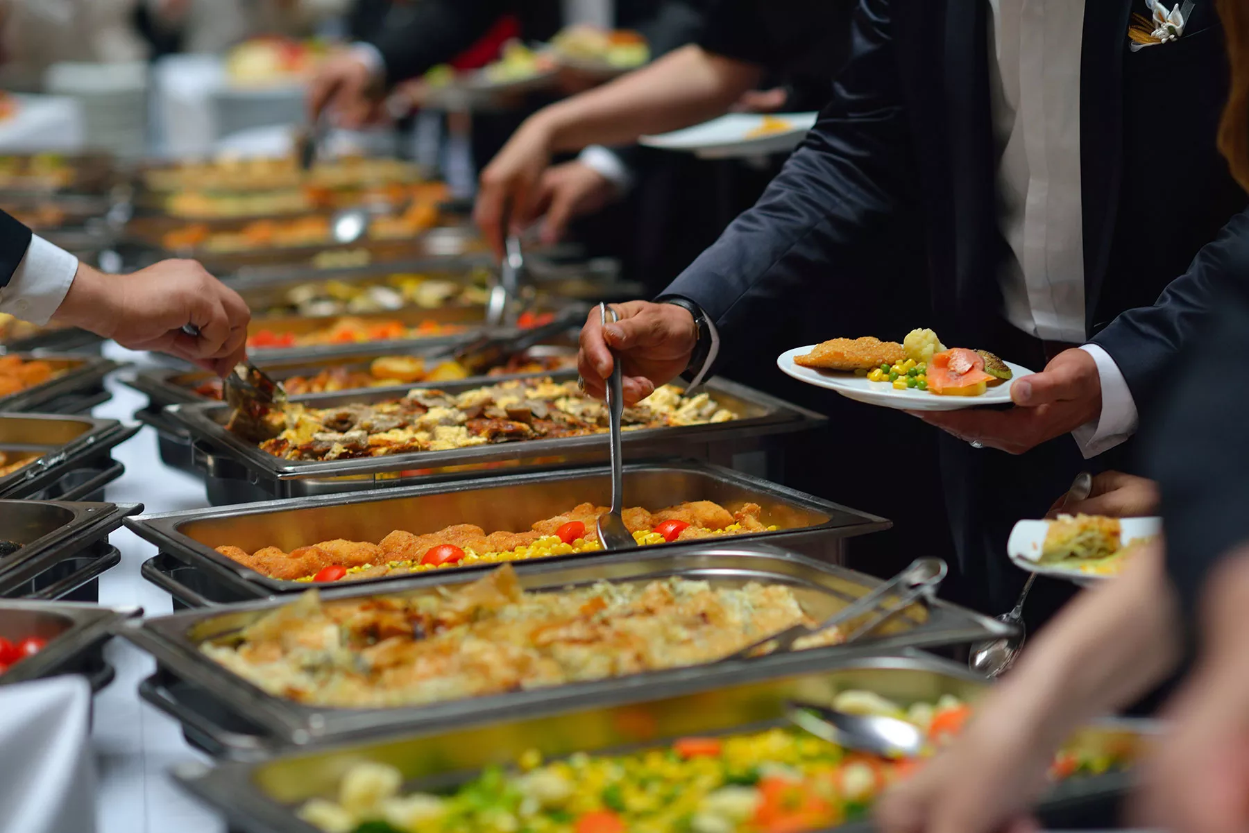 İzmir en iyi toplu yemek - catering firmaları, fiyatları
